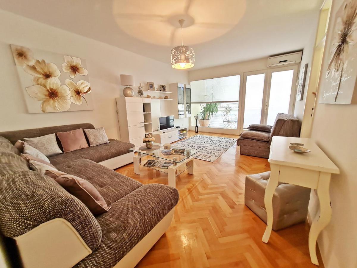 Beach Apartment Ivana Omis Exterior photo