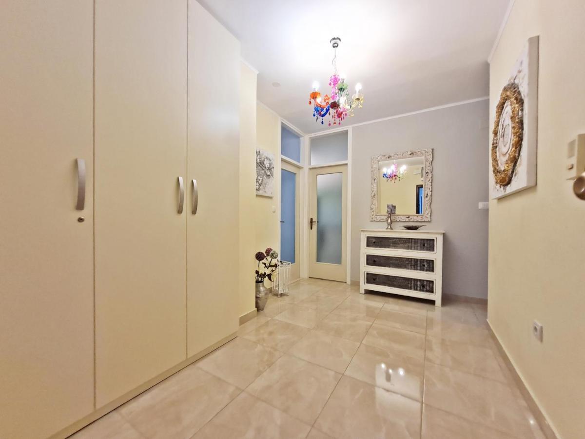 Beach Apartment Ivana Omis Exterior photo